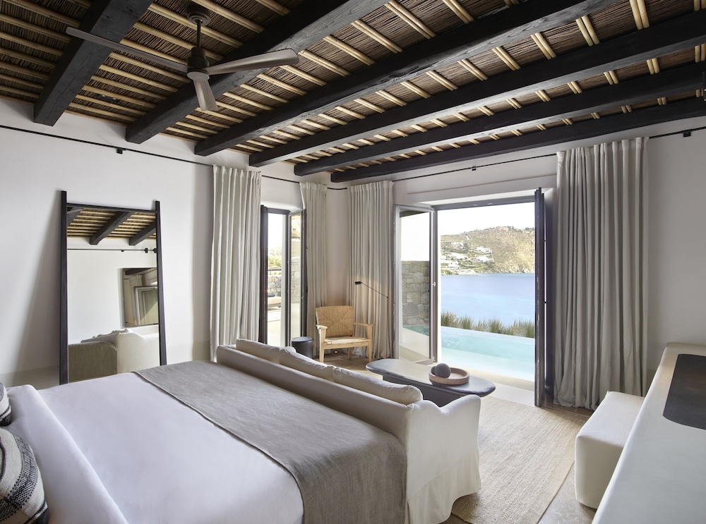 One-Bedroom Villa Sea View & Private Pool