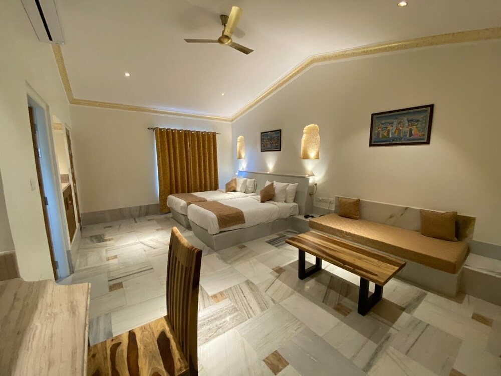 Superior Twin Room