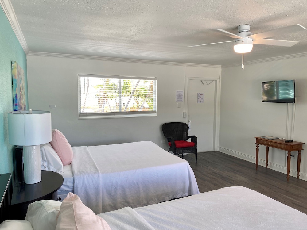 Ocean View Double Queen Room photo 3