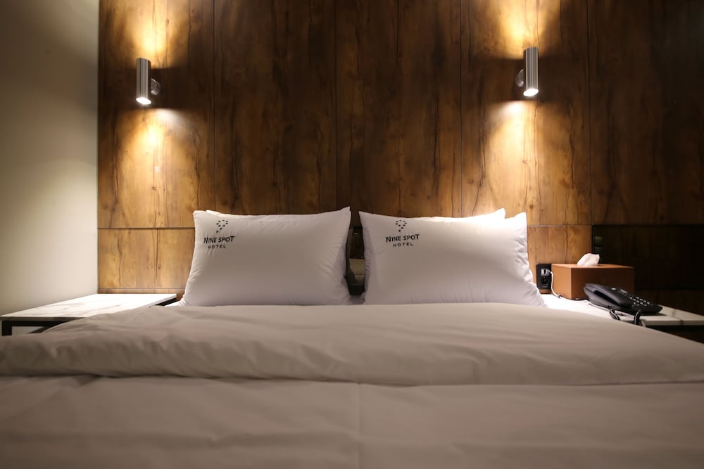 Standard Room photo 2