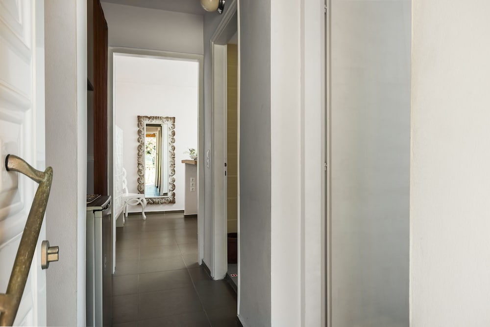 Suite, 2 Bedrooms, Sea View photo 3