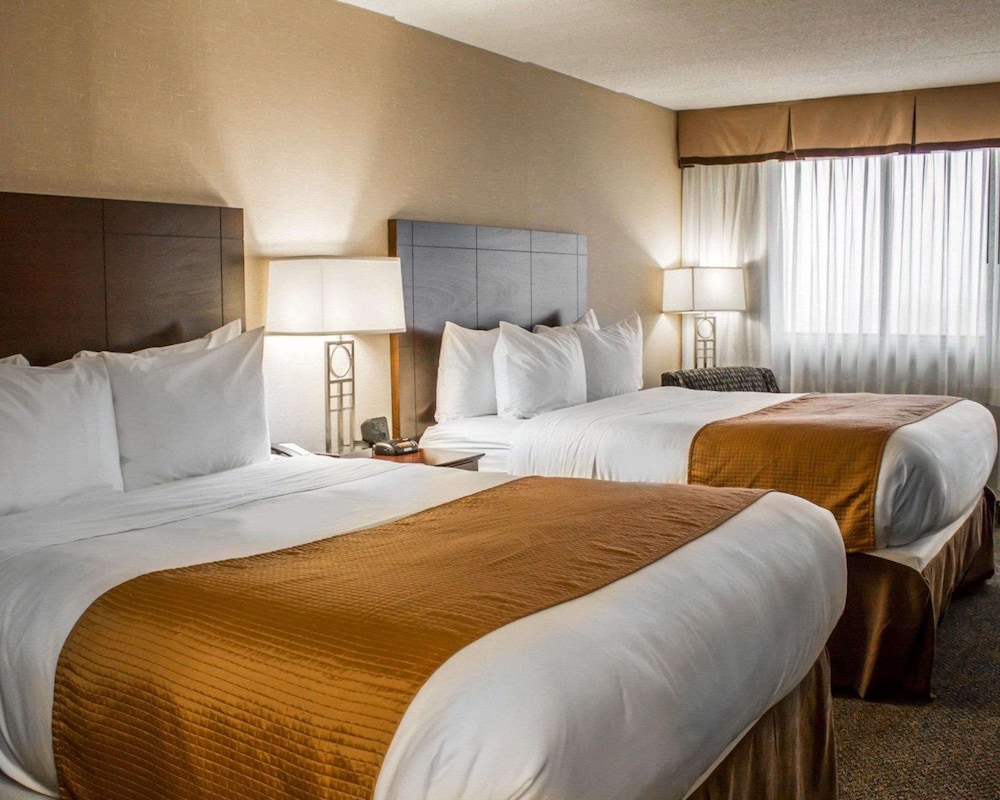 Suite, 2 Queen Beds, Non Smoking - Photo 1