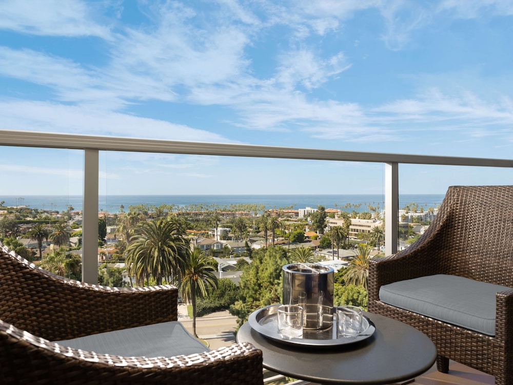 Room, 1 King Bed, Accessible, Ocean View (Hearing Impaired) - Photo 5