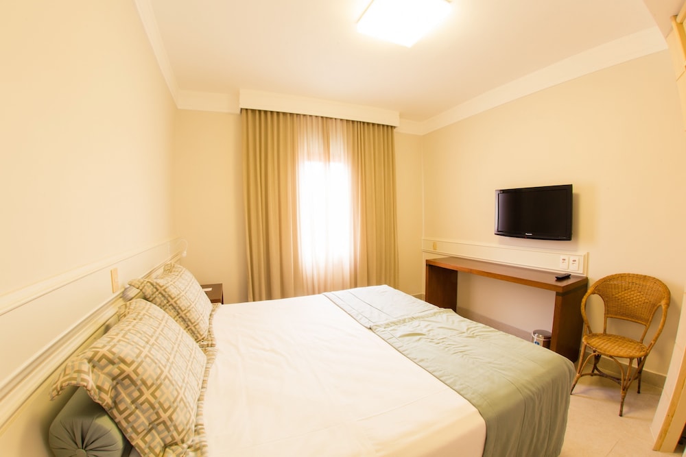 Deluxe Suite photo 3