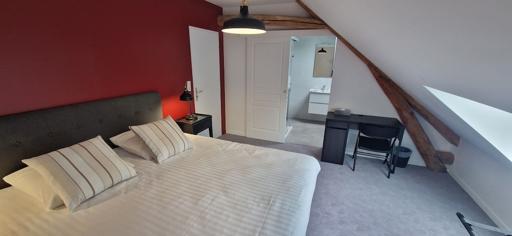 Standard Room photo 3