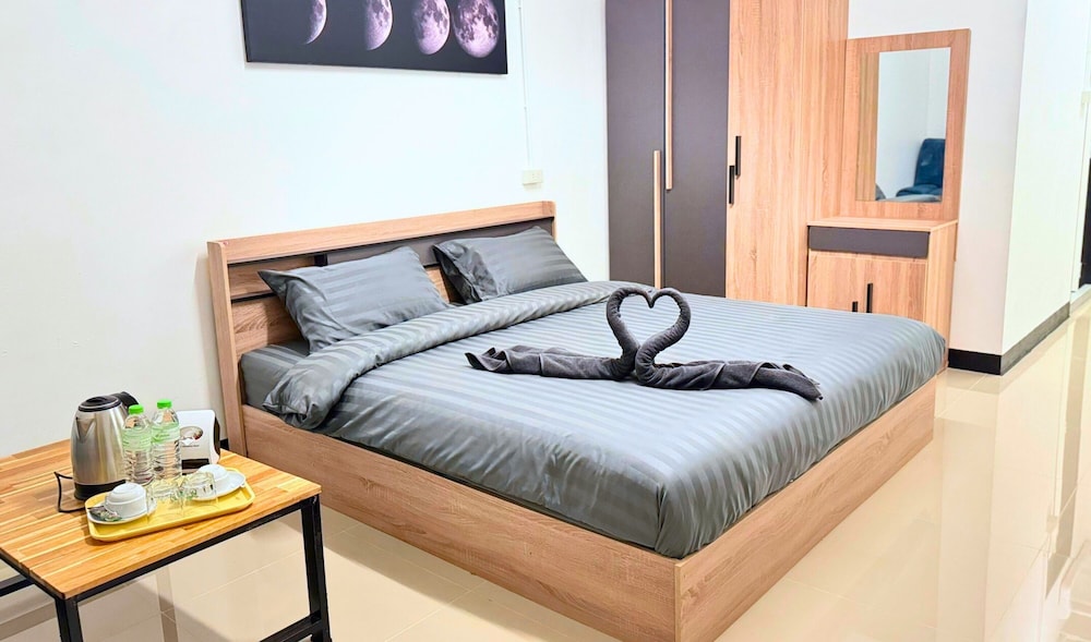 Deluxe Room, Balcony, Sea View - Photo 24