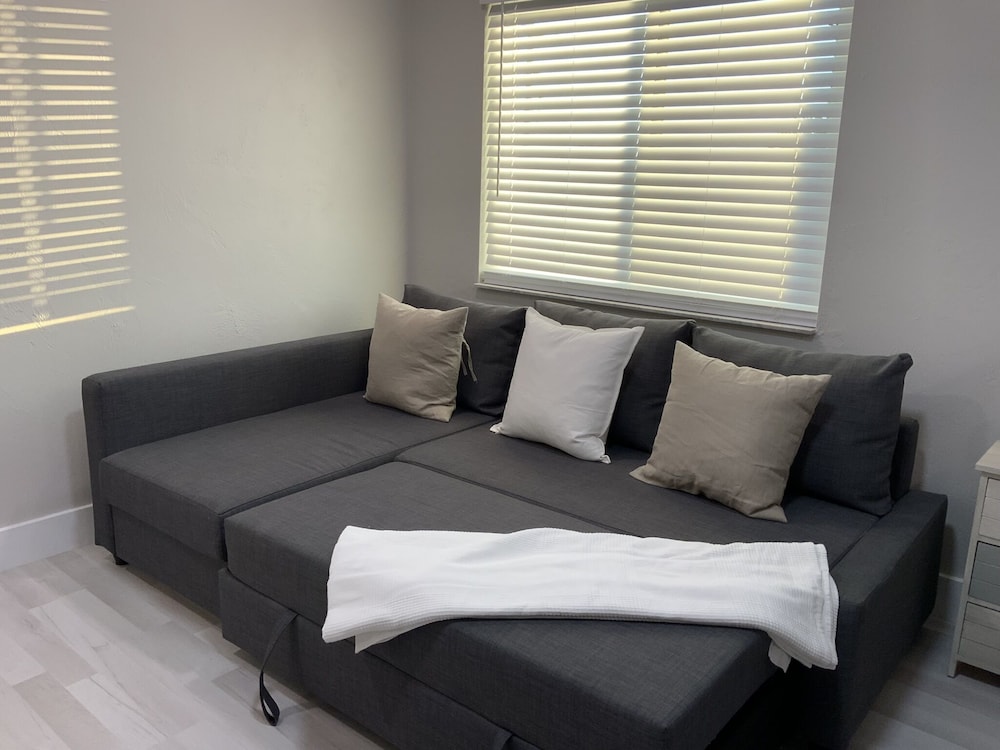 Deluxe Townhome, 2 Bedrooms, Ocean View photo 1