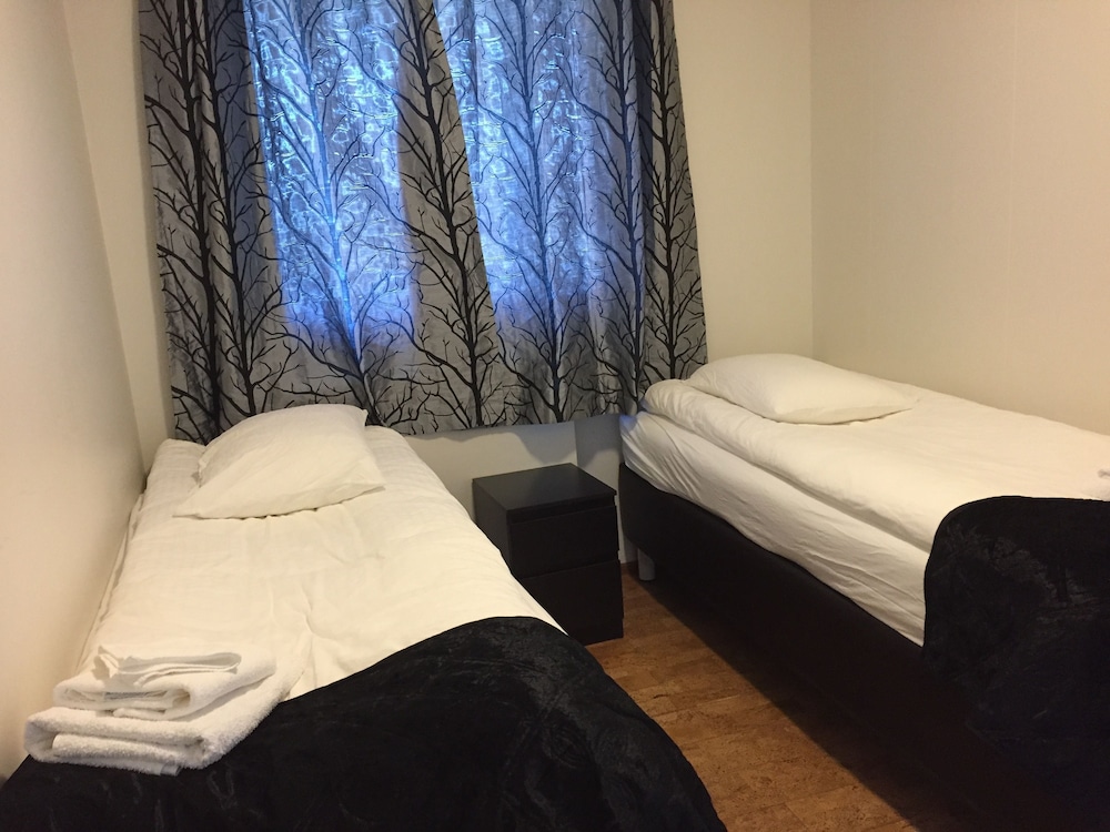 Double or Twin Room, Shared Bathroom (Small) photo 1