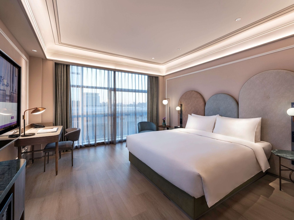 Deluxe Room, 2 Twin Beds - Photo 1