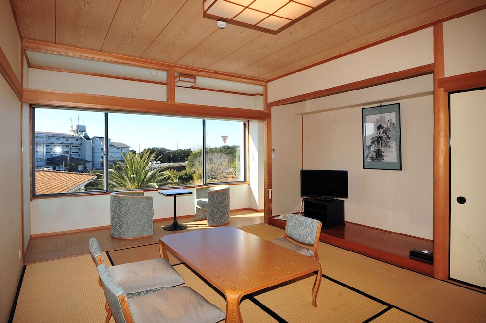 Standard Japanese Style Room for 3 Guests photo 1