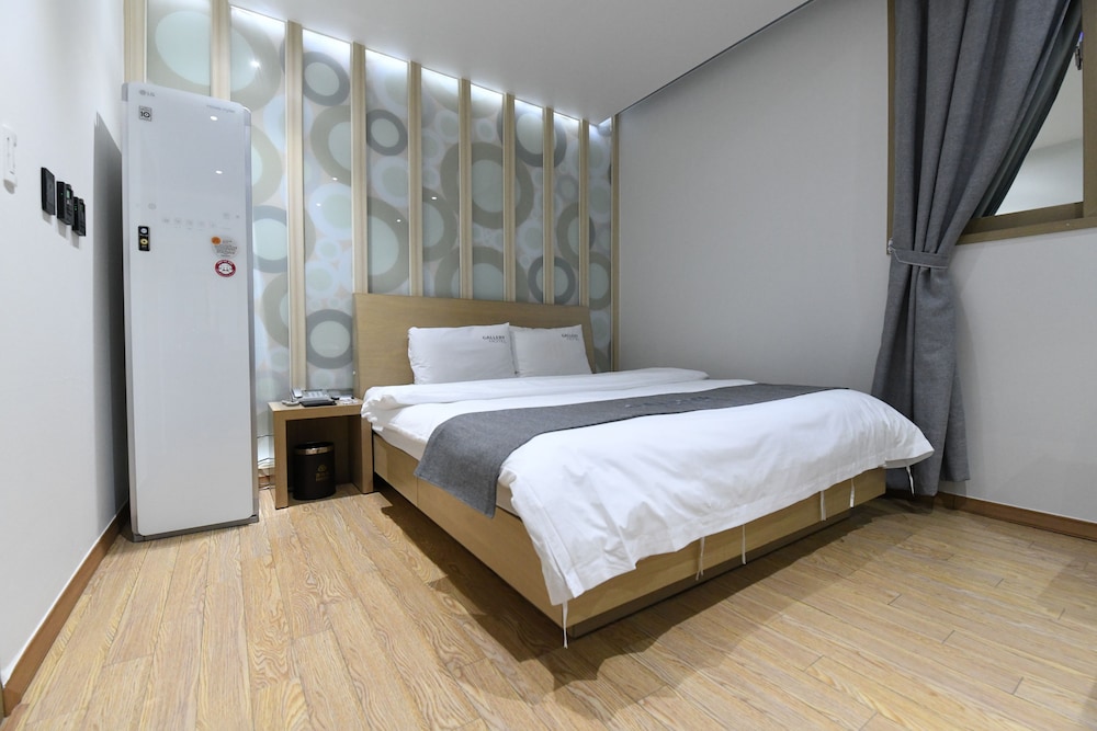 Business Room - Photo 2