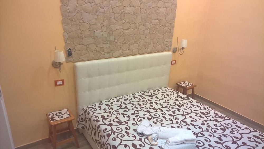 Apartment, 2 Bedrooms, Balcony (check-in at Via Cantelmo 10)