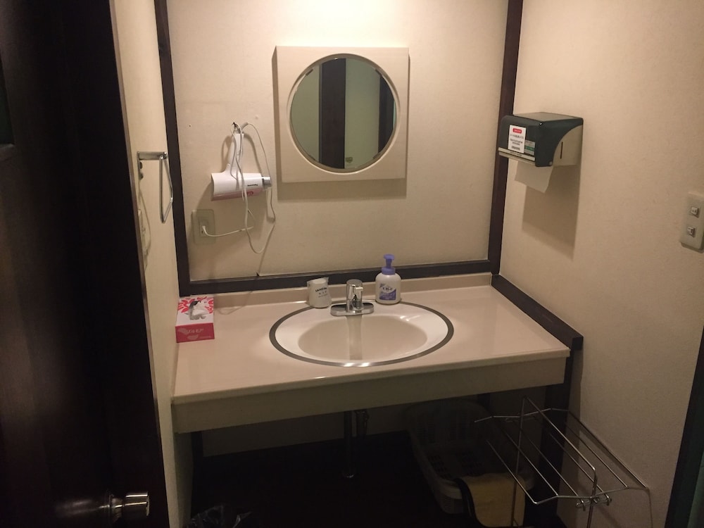 Family Room (Japanese-Style, Private Bathroom) photo 2