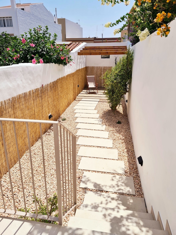 Double Room, Accessible, Garden View (With Private Garden) photo 3