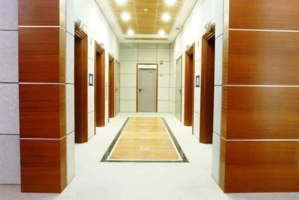 Superior Apartment, 2 Bedrooms, Sea View, Tower (Eilat 61) photo 3