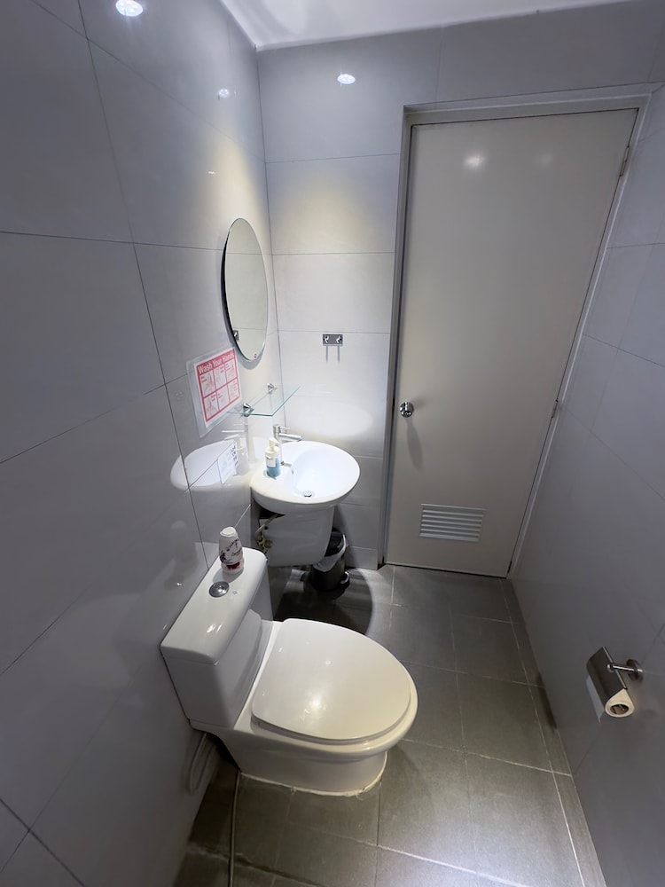Double Room - Photo 8
