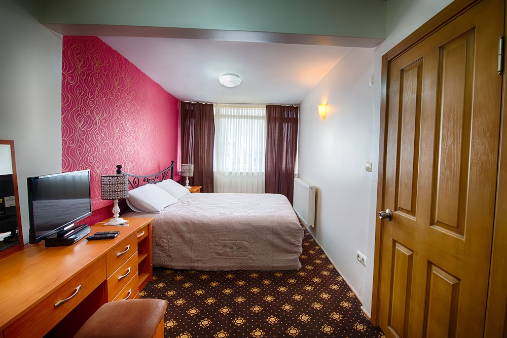 Standard Double Room photo 2
