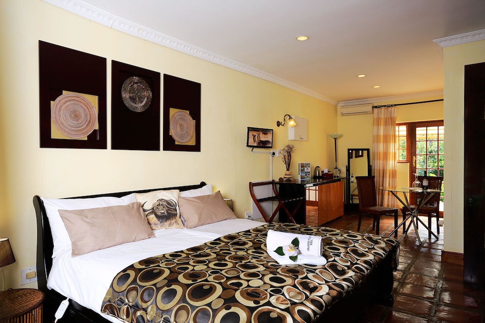 Premium Double Room, Pool Access, Garden View photo 1