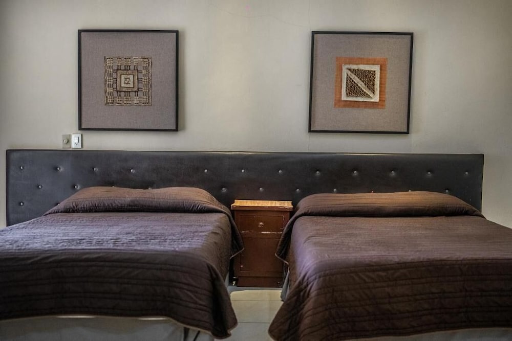 Deluxe Double or Twin Room photo 2