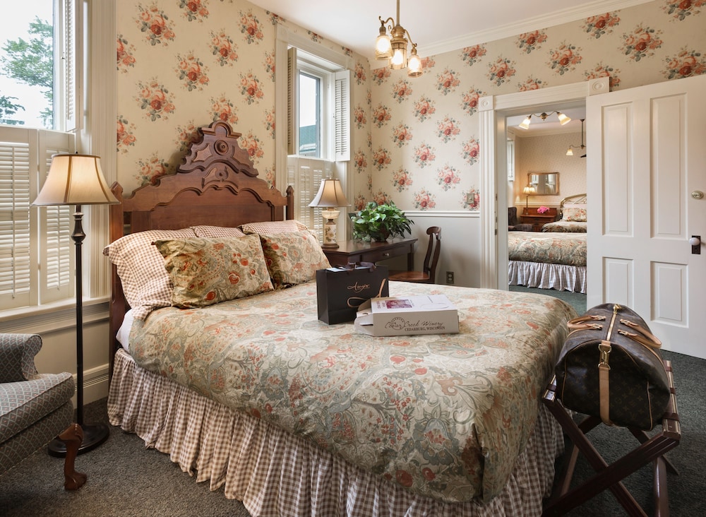 Room, 1 Queen Bed, Jetted Tub