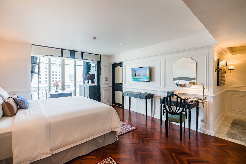 Siam Suite King Room photo 3
