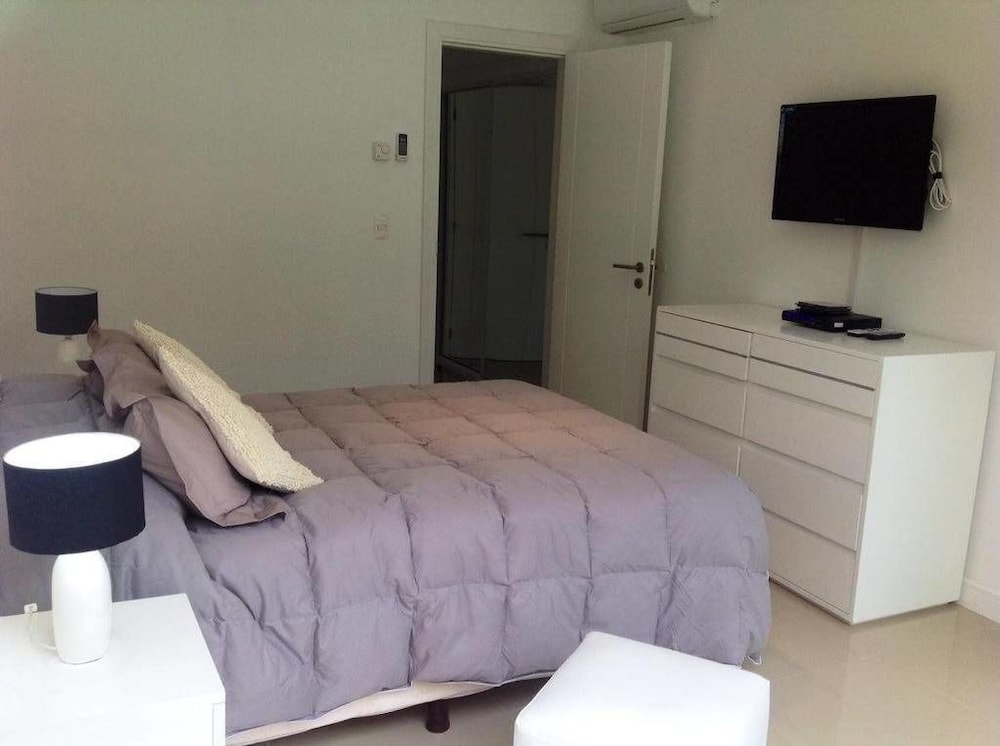 Apartment, 2 Bedrooms, Hot Tub photo 2