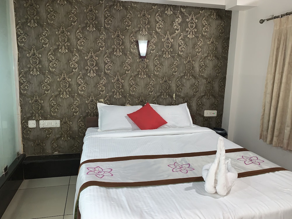 Deluxe Ac Room - Photo 6