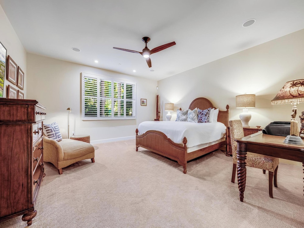 Condo, 2 Bedrooms, Garden View (111) photo 3