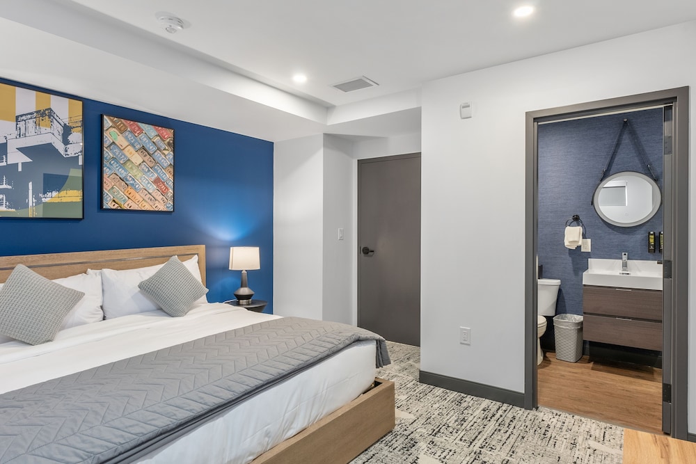 Premium Quadruple Room, 4 Bedrooms photo 2