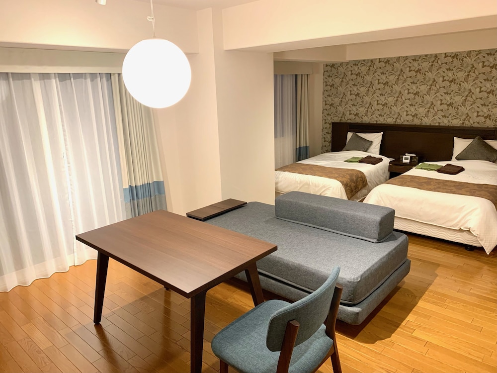 Superior Twin B (Bathtub, Bed Size 110cm, Two Beds With Sofa Bed, Non-smoking, Max. occupancy: 3)
