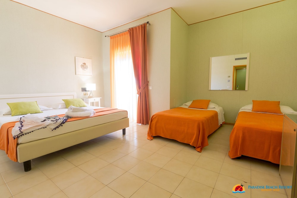 Standard Quadruple Room, 1 Bedroom, Balcony, Vineyard View