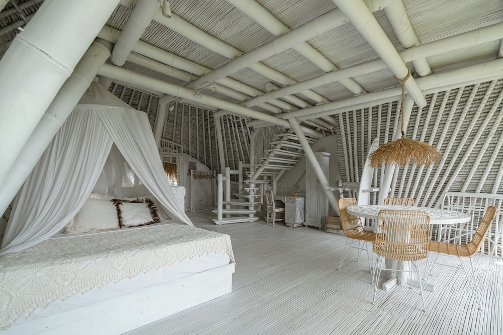 Deluxe Bungalow with Sea View