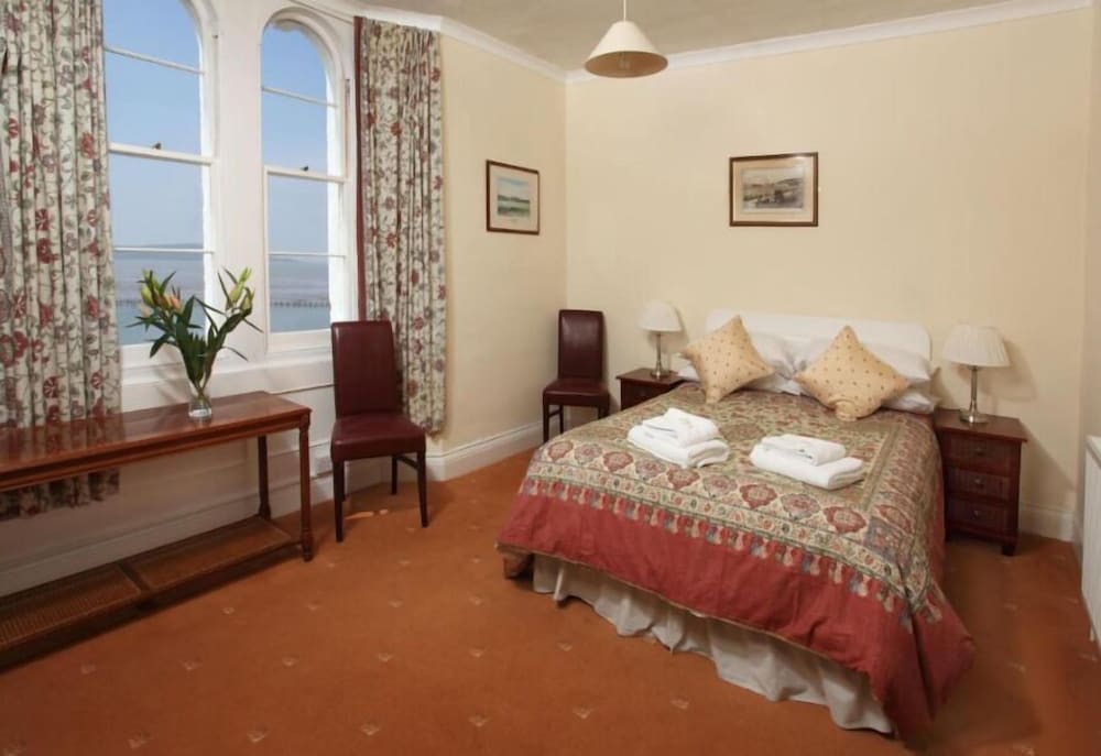 Family Triple Room with Sea view