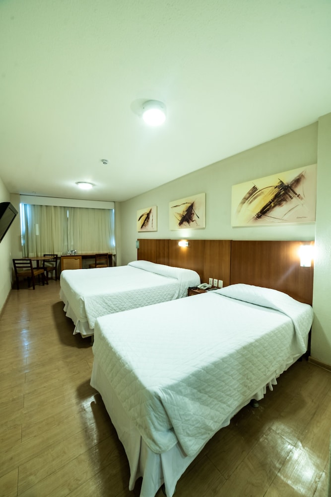 Standard Double Room - Photo 8