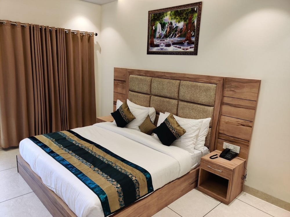 Executive Triple Room - Photo 1