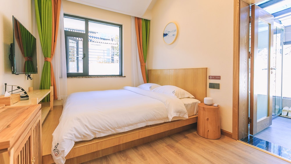 Romantic Double Room