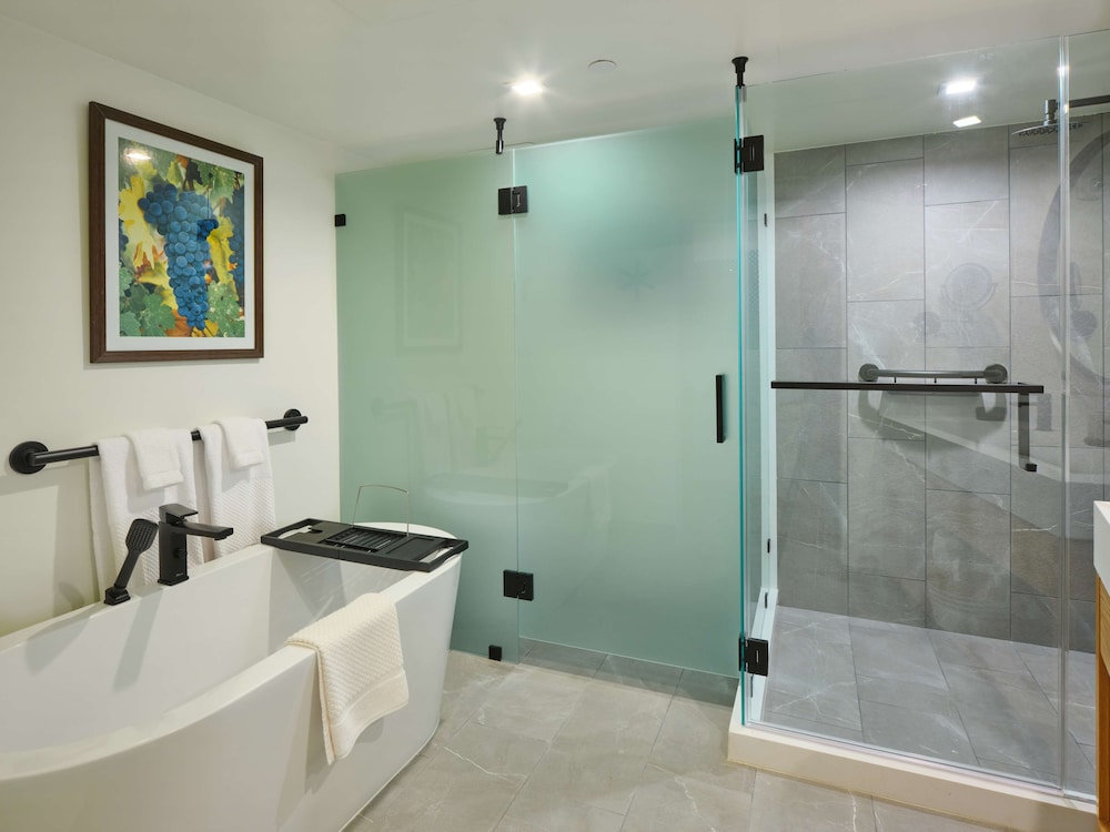 Studio, 1 King Bed, Accessible (Hearing) - Photo 11