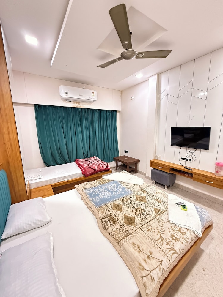 Deluxe Triple Room photo 1