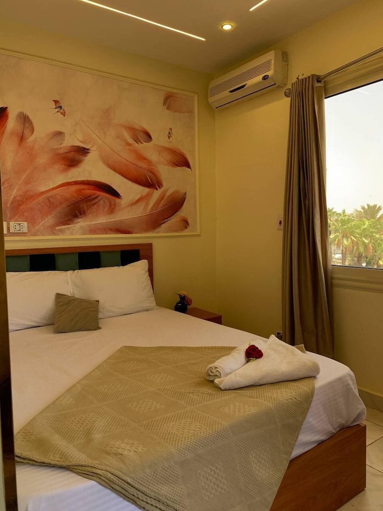 Deluxe Double or Twin Room, River View