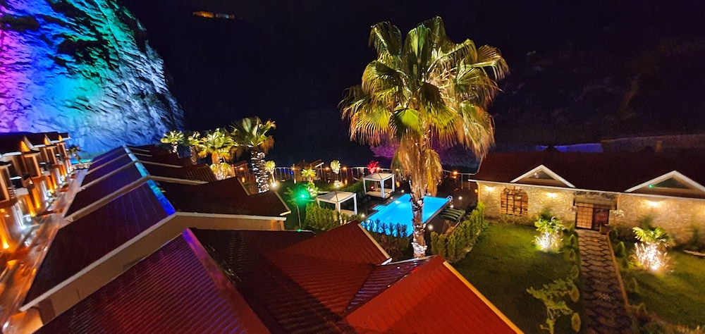 Villa - Photo 4