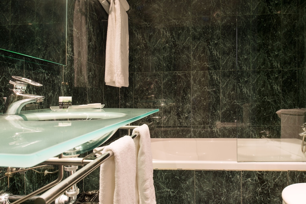 Double Room (Romantic Offer with parking) - Photo 7