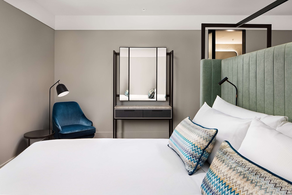 Premium Suite, 1 King Bed (King Premium Suite, Lounge Access)
