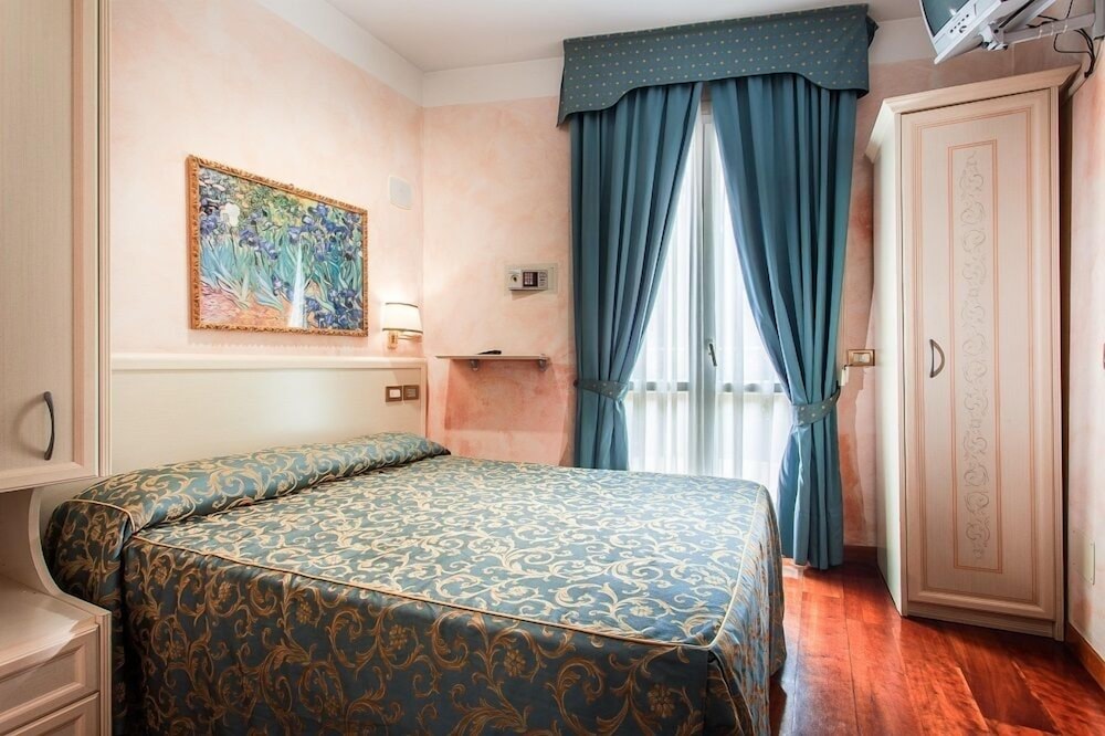 Family Suite, Accessible, Balcony photo 1