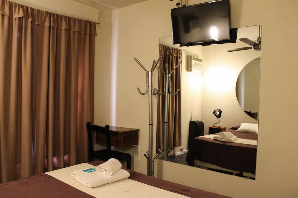 Basic Double Room Single Use, Non Smoking photo 3