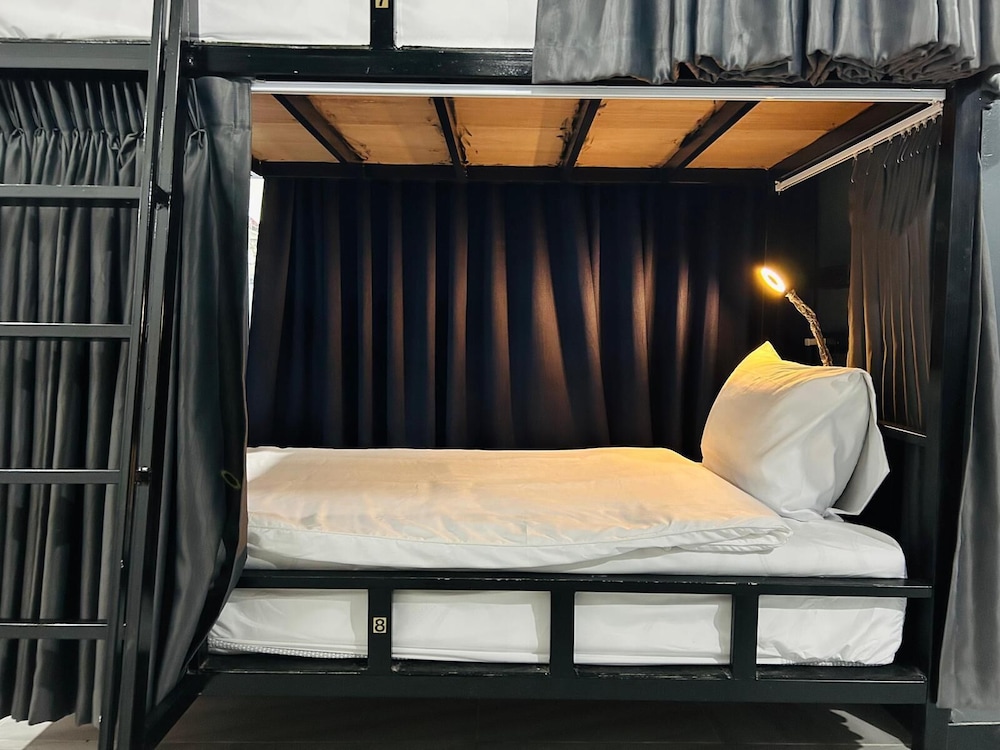 Male Dorm Room
