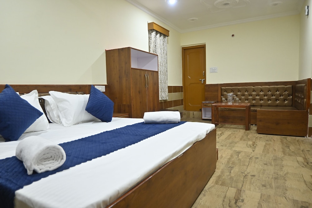 Family Twin Room
