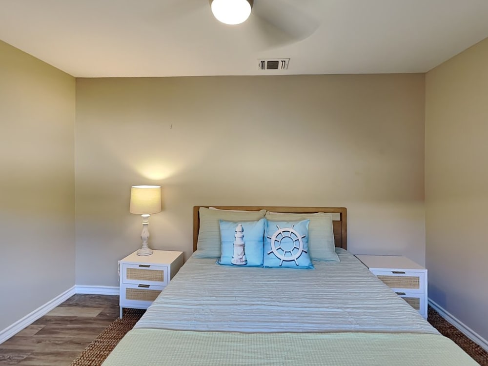 House (4 Bedrooms) photo 3