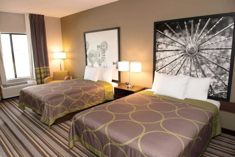 Room, 2 Queen Beds, Accessible, Non Smoking (Mobility/Hearing, Tub w/ Grab Bars) photo 1