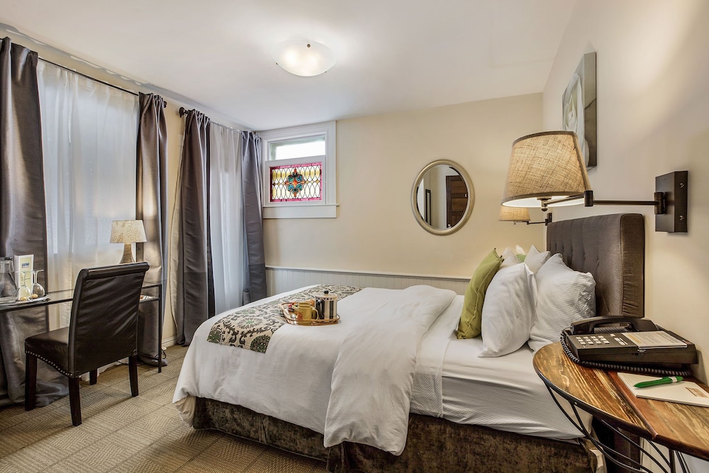 Economy Room, Shared Bathroom, Ground Floor photo 3