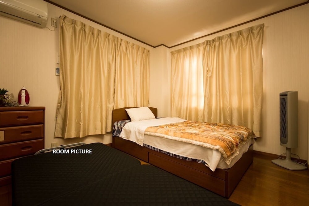 Studio Apartment photo 1